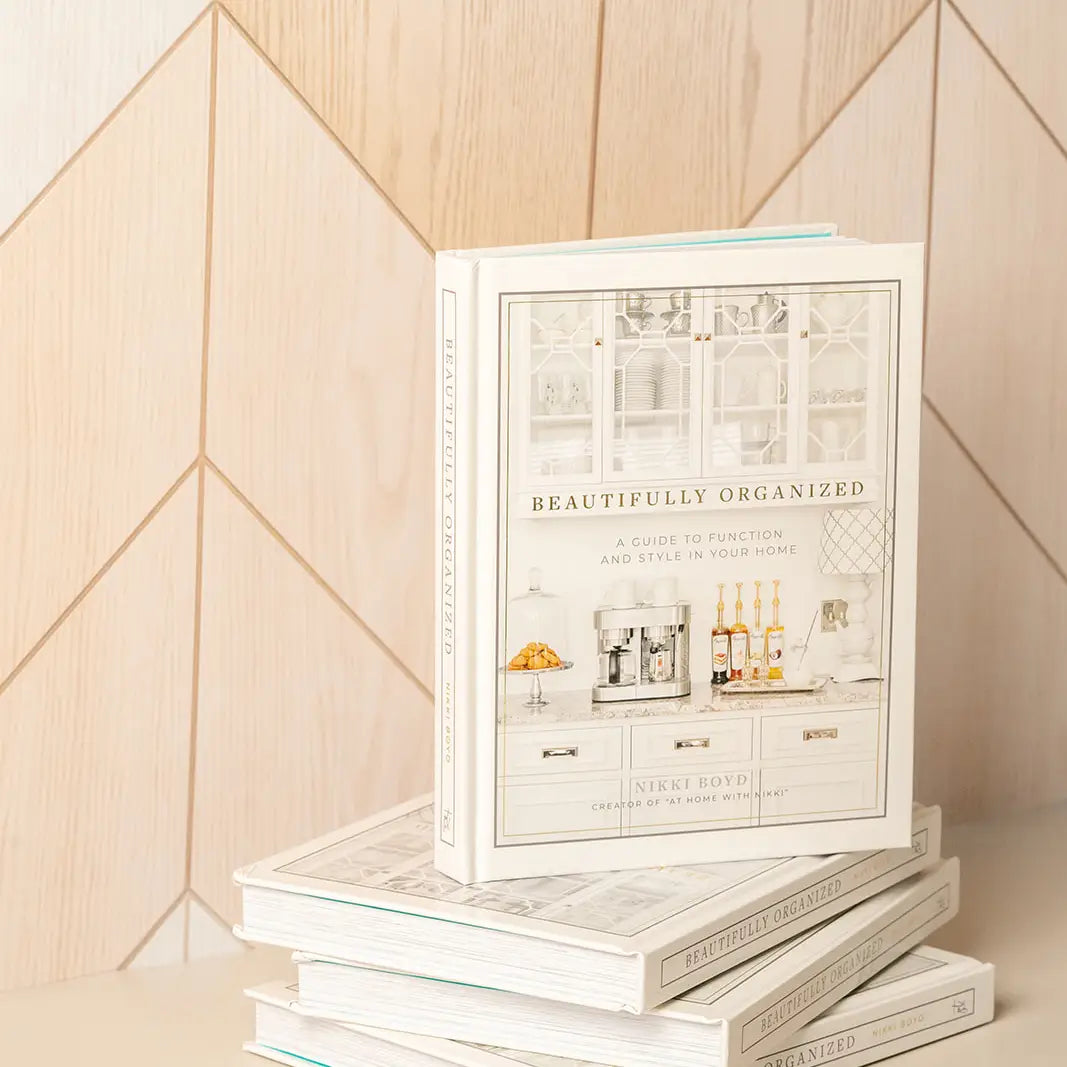 Beautifully Organized (White Coffee Table Books)