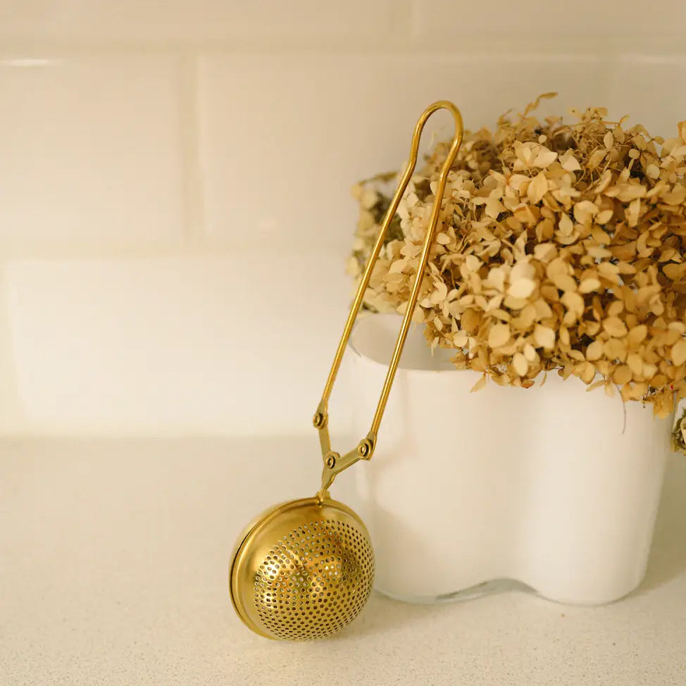 Stainless Steel Tea Strainer | Infuser | Gold